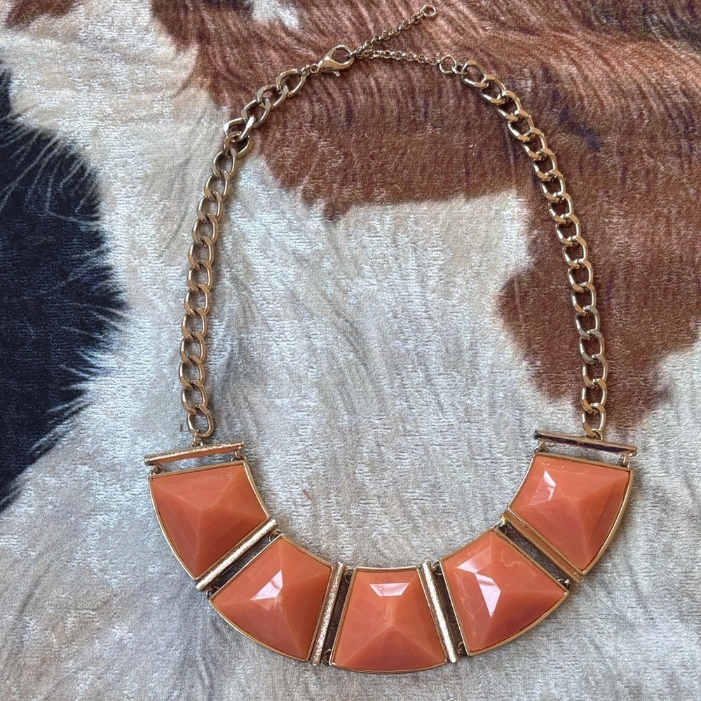 Vintage Peach Geometric Faceted Bib Necklace Gold Tone Chain Chunky Statement